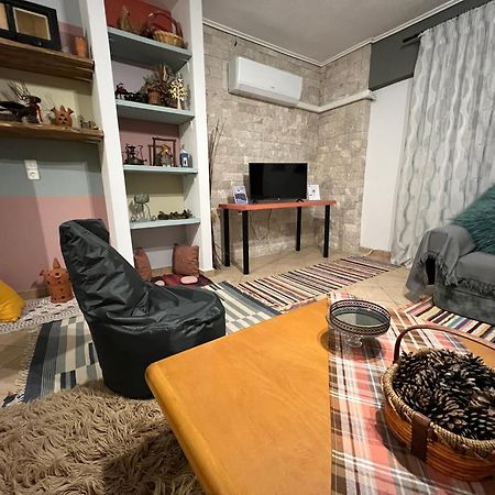 阿姆菲克利亚Alonaki House公寓 外观 照片