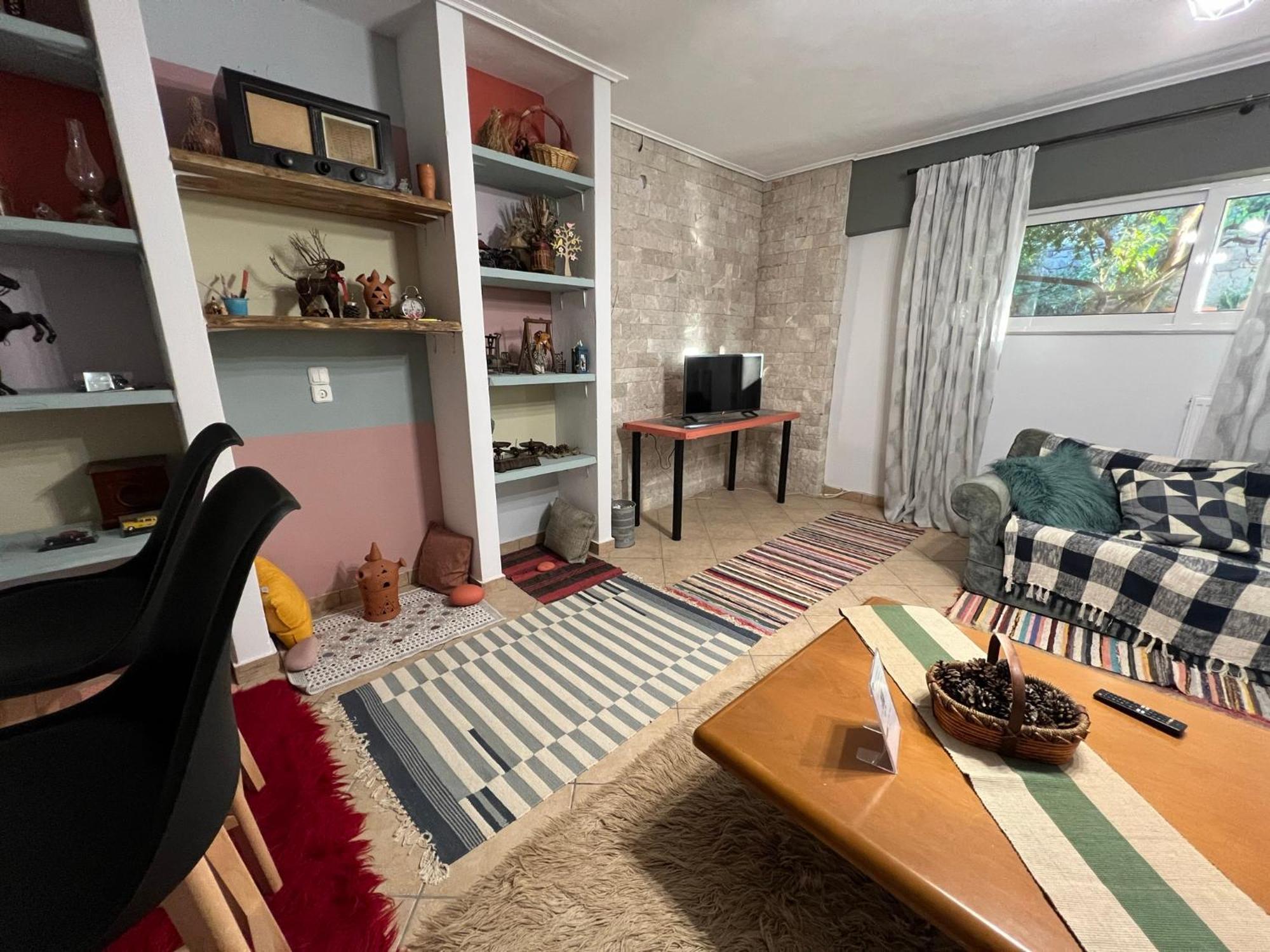阿姆菲克利亚Alonaki House公寓 外观 照片